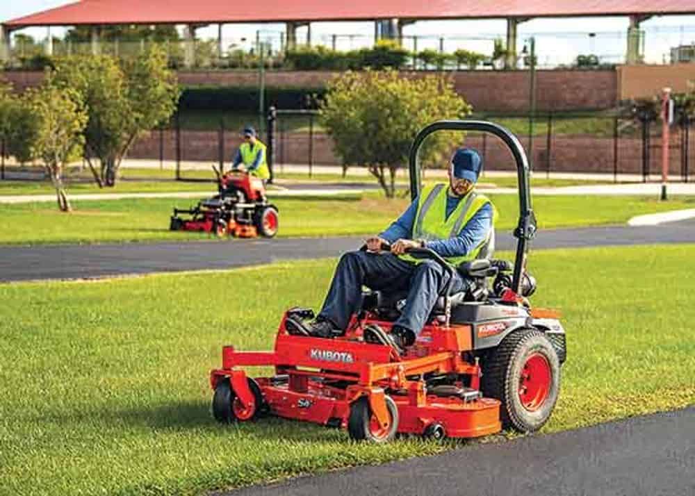 Recurring landscape Maintenance image